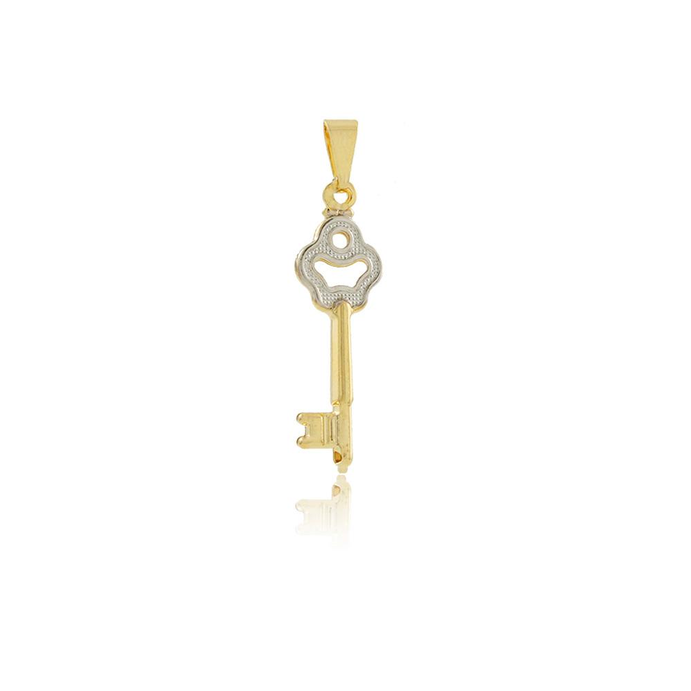 26234 18K Gold Layered Pendant