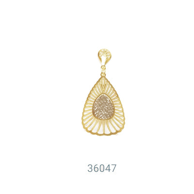 36047 18K Gold Layered Earring